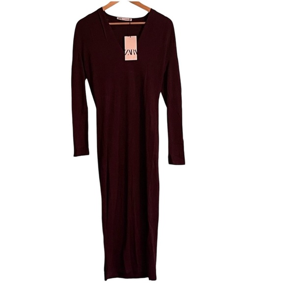 NWT Zara Form Fitting Long Sleeve V-neck Dress.  Size Medium.  Red/Brown - Picture 1 of 5